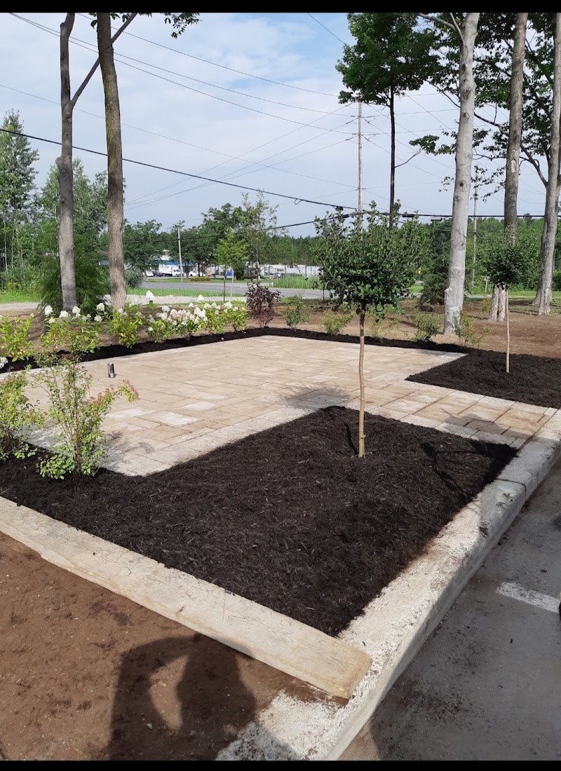Springfield landscaping in Montreal